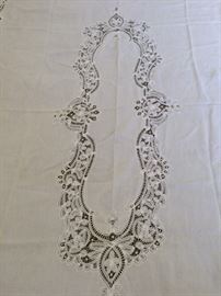 Battenburg lace tablecloth in near perfect condition One small break in thines 8'8"x5'8"