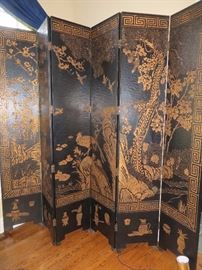 6 PANEL CHINESE SCREEN
GOLD & BLACK DESIGN
