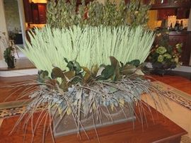 FANCY DRIED / SILK FLOWER ARRANGMENT
