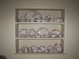 Desert Rose by Franciscan, 6 place setting plus, Includes serving pieces