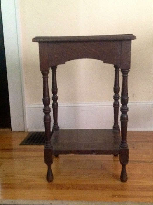 Adorable side table/telephone table