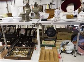 oil lamps, antique toaster, bamboo silverware tray, coffee grinder, milkglass, Rockwell and BVSF railroad plates