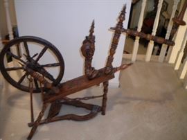 Antique spinning wheel