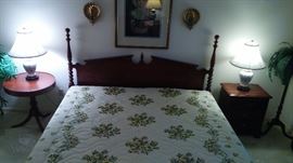 Kingsize headboard matching night stand