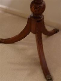 Pedestal antique side table