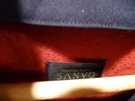 Beautiful rain/trench coat made in Japan, red lining