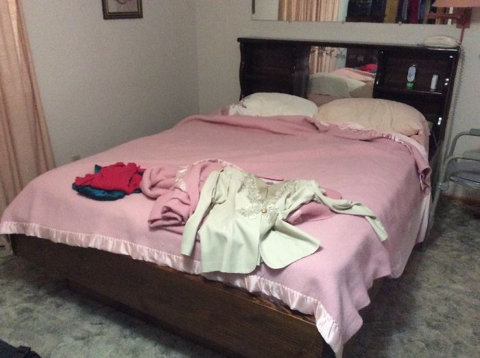 Full size bed - headboard, footboard, rails, mattress, box springs & linens