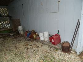 Barn outside of house - lots of stuff - look at all the next pictures - has all the stuff we found in and around the barn!