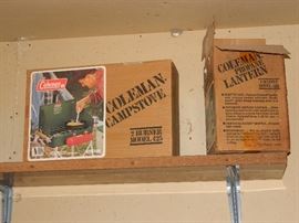 Coleman campstove and lantern