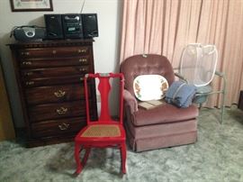 Red rocker, pink rocker, chest and radios