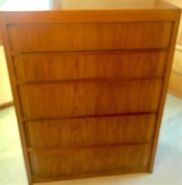 Chest of drawers