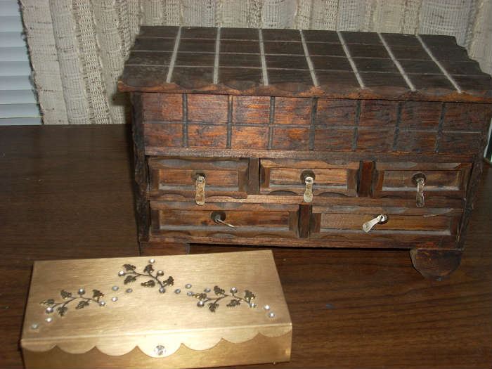 More Jewelry boxes