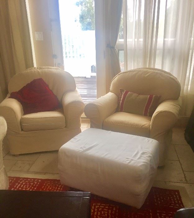 Oversize Living Room chairs 