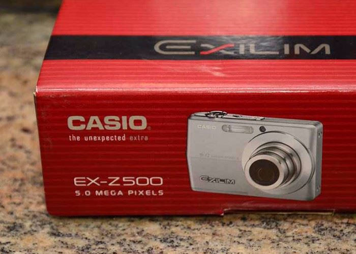 Casio EX-Z500 Digital Camera (5.0 Mega Pixels)