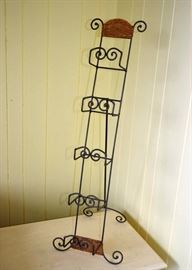 Rattan & Iron Plate Rack with Stand