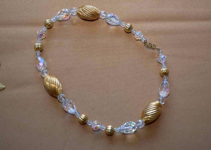 Women's Costume Jewelry - Necklace