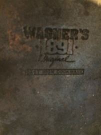 Wagner skilet $40 — at Vincent Rd Huntsville 35802 Call 256-656-989five.