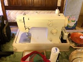 #48 ward sewing machine $20 — at Vincent Rd Huntsville 35802 Call 256-656-989five