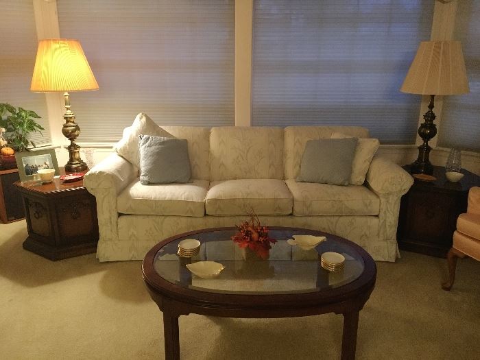 Living room sofa & tables 