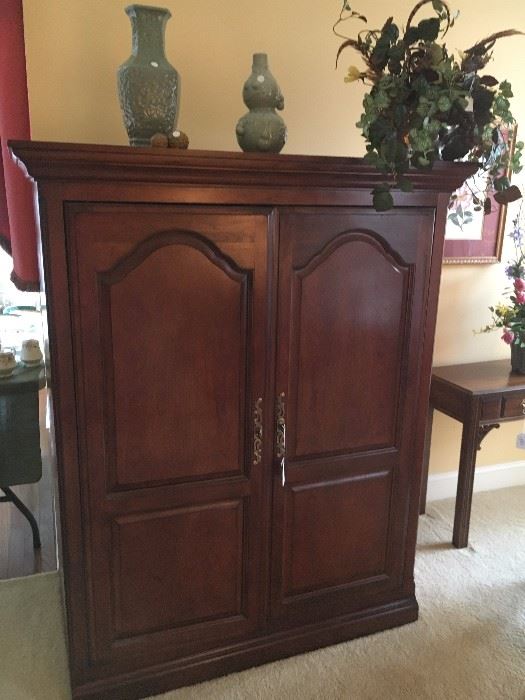 Seven Sisters Estate Sale in Madison, AL starts on 11/17/2016