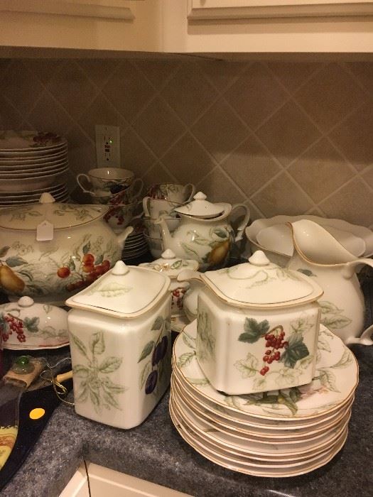 Seven Sisters Estate Sale in Madison, AL starts on 11/17/2016