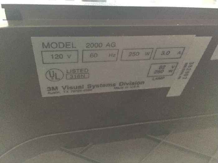 3M Portable Briefcase Overhead Projector Model 2000AG