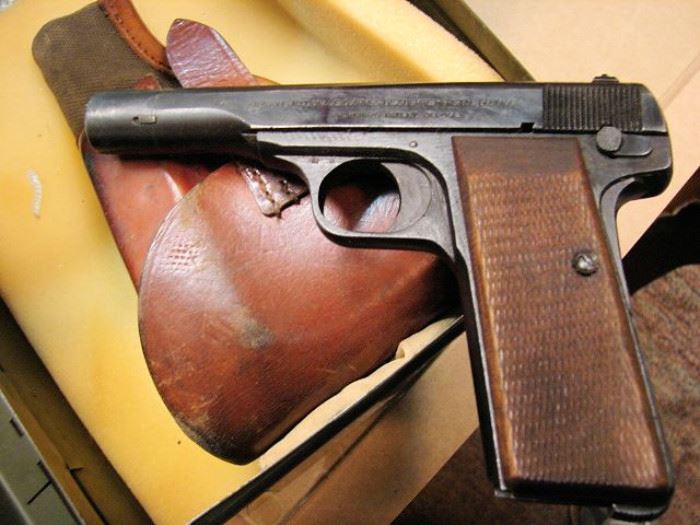 FN Herstal (Browning) made for German military