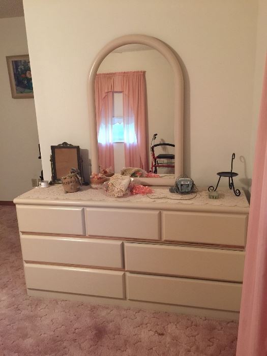 American Drew Queen Bedroom set,  Dresser, Chest of drawers, 2 night stands, headboard and matching desk and chair 