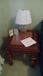 Another nice end table!