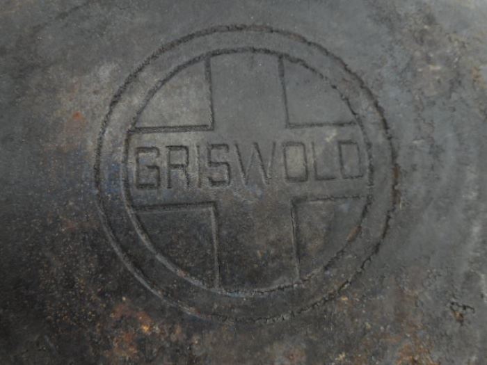 Bottom of Cast Iron Skillet showing Brand 