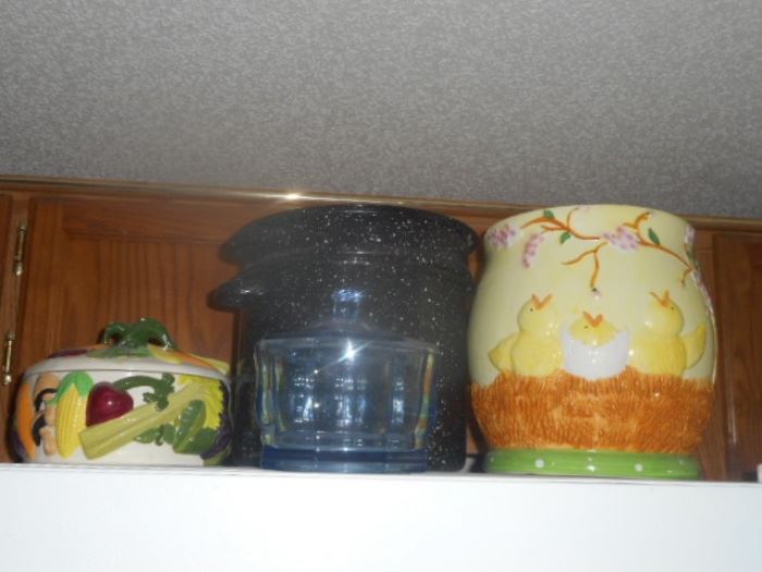 Canning pots,Veggie dish and chick jar