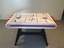 Carrom Dyno-Ice Hockey Table