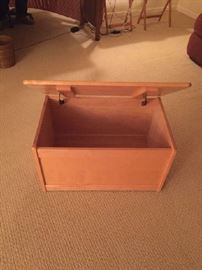 Solid maple chest - strong hinge holds lid open