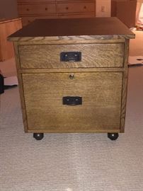 Stickley Craftsman rolling file cabinet - Signed