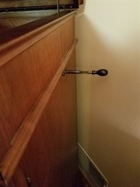 Victrola VV8-30 cabinet phonograph with built-in speaker, spare needles and two binders of records