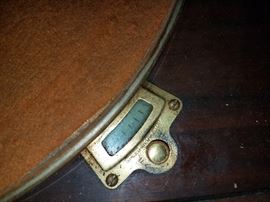 Victrola VV8-30 cabinet phonograph with built-in speaker, spare needles and two binders of records