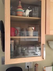 GLASSWARE AND KITCHENWARE