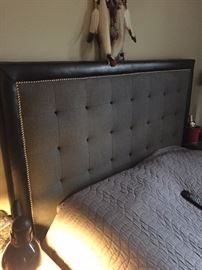 QUEEN SIZE TEMPUR PEDIC ADJUSTABLE BED