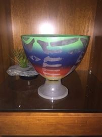 COLORFUL ART GLASS BOWL