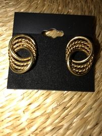 14K GOLD CLIP ON EARRINGS
