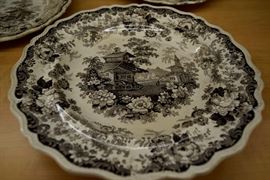 Asian Theme Designed Plates (3) Made in China