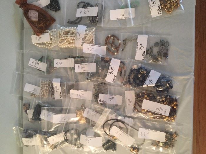 Detail of the assortment of jewelry 