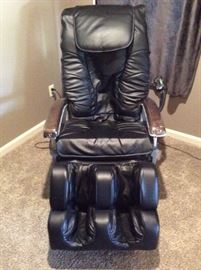 Massage chair front