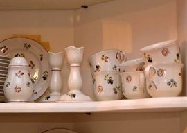 Villeroy & Boch Vitro-Porcelaine China Set (Petit Fleur Pattern)