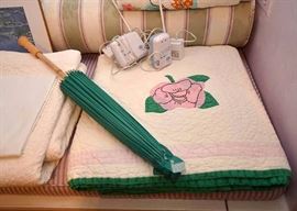 Vintage Linens & Quilts