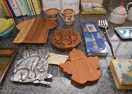 Trivets & Trays