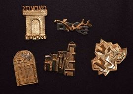 Brooches (Judaica)