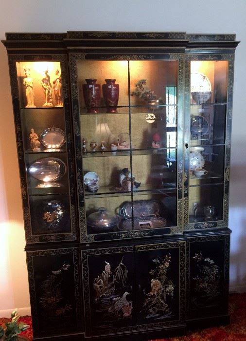 Beautiful Oriental China Cabinet