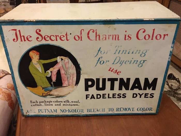1920's Putman Dye Tin