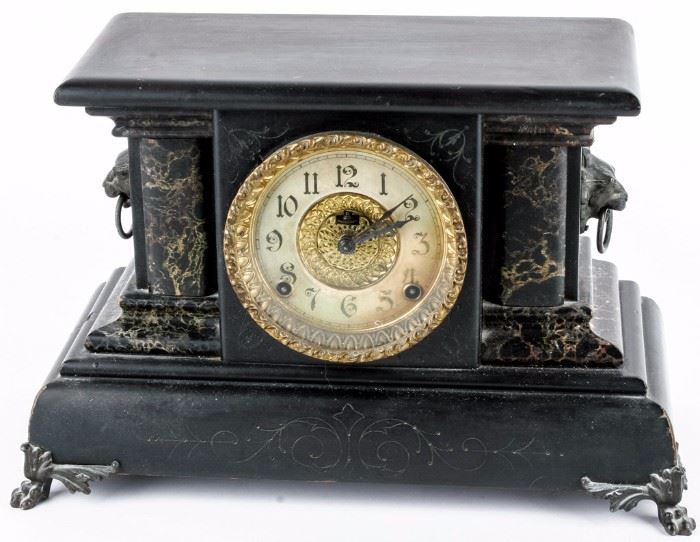Lot 287 - Antique Ingraham Conn. U.S.A. Mantel Shelf Clock